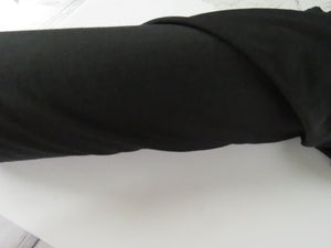 1.36m Cougar Black 44% merino 50% polyester 6% nylon 145g Jersey knit