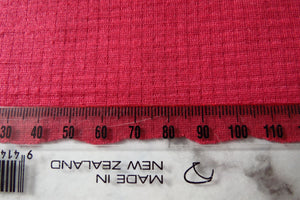 1m Aloha Pinky Red 75% merino 25% polyester 230g Textured Knit