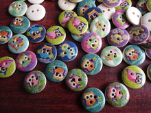 Load image into Gallery viewer, 26 Single Owl Buttons 15mm- cream back