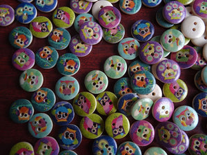 26 Single Owl Buttons 15mm- cream back