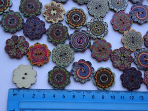 40 Retro Print Flower Shape Wood like Buttons 25mm diameter