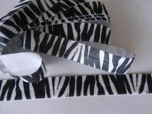 Load image into Gallery viewer, 5m  Black White Zebra Stripe Fold Over Elastic FOE Foldover 15mm