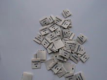 Load image into Gallery viewer, 100 Cream handmade with heart symbol (love) 20x 2cm flag labels