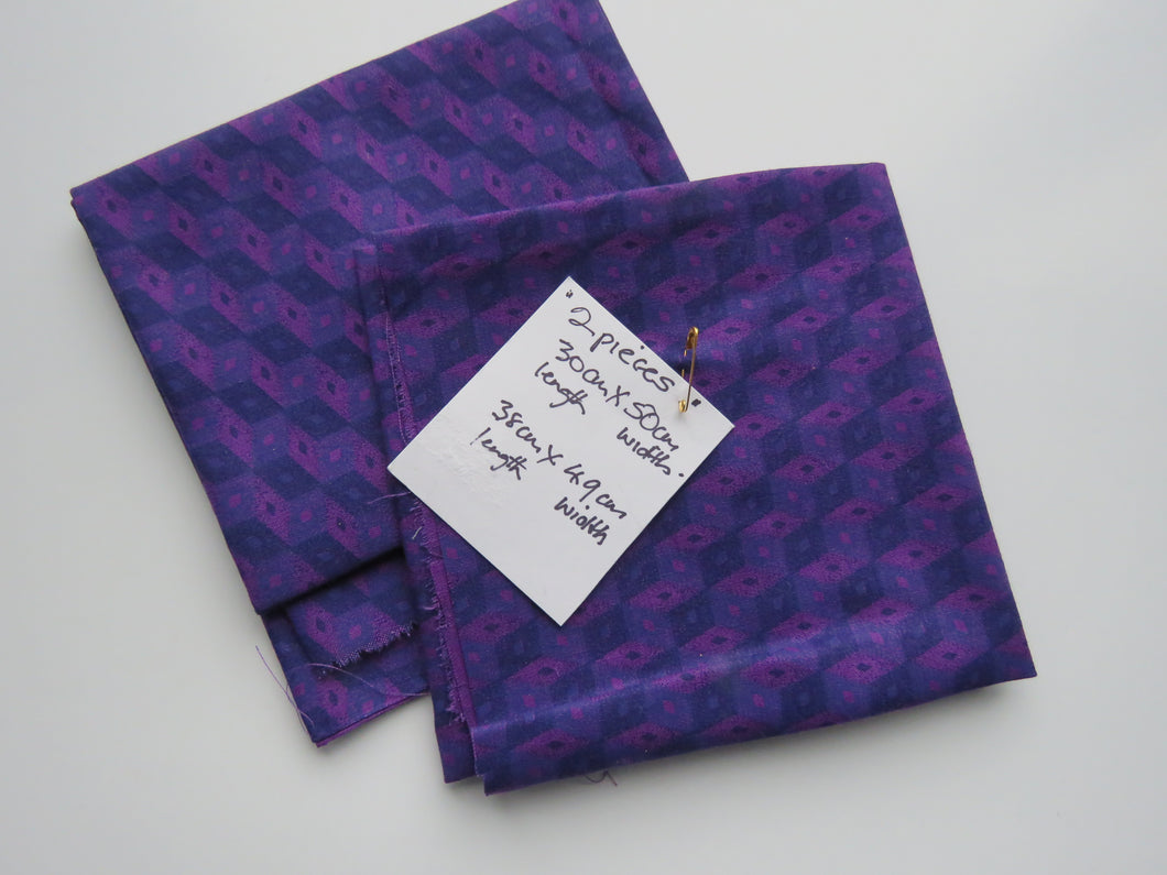2 pieces Purple Geometric print  100% cotton 30x 50cm, 38cm x 49cm