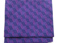 Load image into Gallery viewer, 2 pieces Purple Geometric print  100% cotton 30x 50cm, 38cm x 49cm