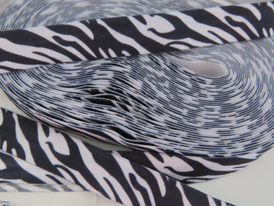 1.7m Black White Zebra Stripe Fold Over Elastic FOE Foldover 15mm
