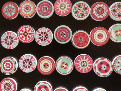 25 Mixed Print Green and Pink 25mm retro mosaic print buttons