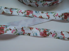 Load image into Gallery viewer, 5m Pink and Red Roses floral print white Fold Over Elastic FOE Foldover 15mm