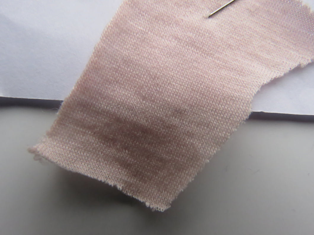 47cm Blossom Pink 85% merino 15% core spun nylon 120g jersey knit -158cm