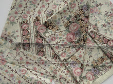 Load image into Gallery viewer, 2 pieces Cathrine&#39;s Calico&#39;s 100% cotton print 52 x 45xm and 38 x 48cm