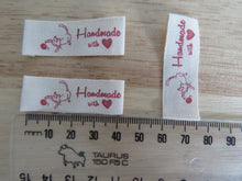 Load image into Gallery viewer, 10 Cat Playing with Wool Handmade with Heart cotton labels 45 x 15mm