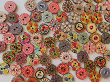 Load image into Gallery viewer, 100 Mixed print floral, vintage, retro, spiral 15mm buttons  with 2 holes