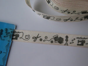 5 yards/ 4.6m Sewing theme print on Cream 100% cotton tape 10mm wide