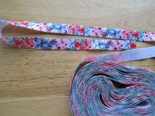Load image into Gallery viewer, 1m Blue Pink Flowers 15mm wide fold over elastic FOE foldover elastic