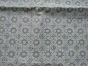 Diane Kappa Green circle print fat quarter quilting patchwork fabric- 100% cotton 50cm L x 112cm wide