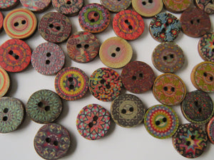 100 Retro vintage 15mm buttons 2 holes- random mix of prints
