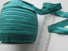 Load image into Gallery viewer, 5m Jade 20mm fold over elastic FOE Foldover
