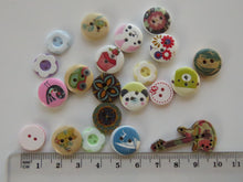 Load image into Gallery viewer, 21 buttons- mixed set with the buttons as shown in the photos