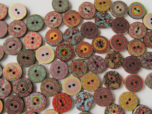 50 Retro vintage 15mm buttons 2 holes- random mix of prints