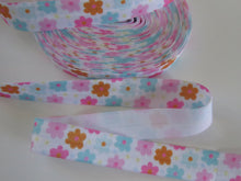 Load image into Gallery viewer, 4.7m Mixed colour daisy like flowers on whte background Fold Over Elastic FOE Foldover 15mm