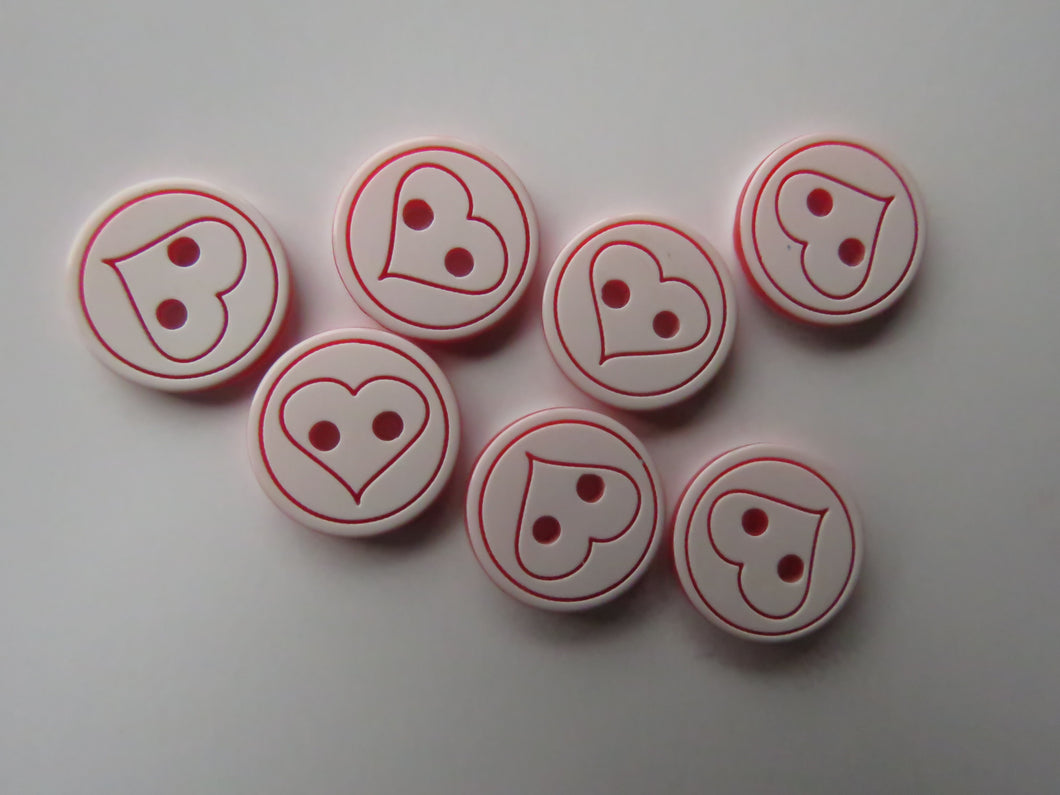 17 Single Red Heart on white buttons -resin 12.5mm buttons