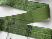 Load image into Gallery viewer, 5m Military green 20mm Fold over elastic FOE elastic Foldover