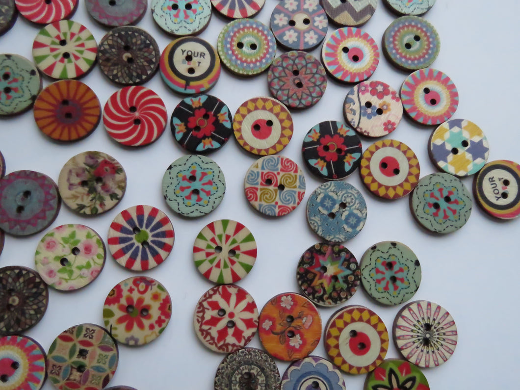 50 Mixed Print Retro Vintage Floral Paisley  Spiral 20mm buttons 2 holes