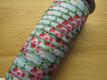 Load image into Gallery viewer, 1.8m Pale Green with Pink Red cream Roses 15mm wide fold over elastic FOE Foldover