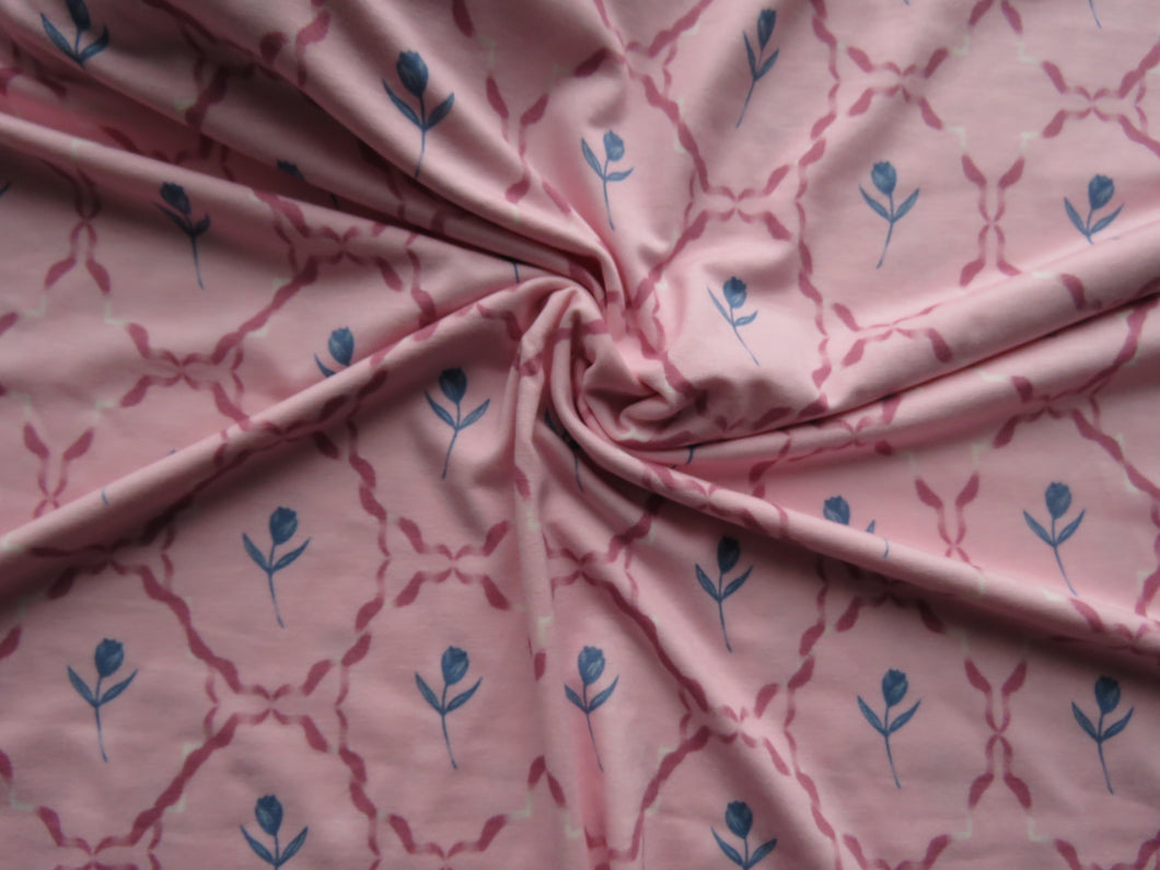 2m Blue Tulip in Circle Print on 95% Ecovero viscose and 5% spandex 150cm
