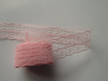 Load image into Gallery viewer, 8m Peach pink 45mm wide Lace Trim