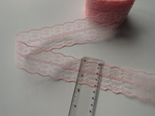 Load image into Gallery viewer, 8m Peach pink 45mm wide Lace Trim