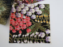 Load image into Gallery viewer, 5 mixed pieces 5 x 7 inches  100% cotton.