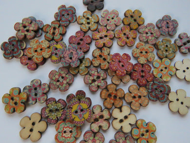 50 x 15mm Flower shape retro print buttons 2 holes