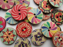 Load image into Gallery viewer, 25 Mixed Print retro vintage mixed print 20mm buttons 2 holes