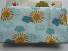 Load image into Gallery viewer, Springtime Floral Fabric Bundle of 5 Fat Quarters. Mixed prints- 100% cotton. 50 x 52cm per piece
