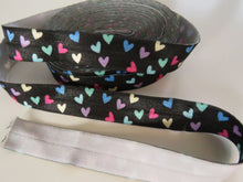 Load image into Gallery viewer, 2m Heart print on black Fold Over Elastic FOE Foldover 15mm