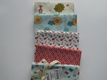 Load image into Gallery viewer, Springtime Floral Fabric Bundle of 5 Fat Quarters. Mixed prints- 100% cotton. 50 x 52cm per piece