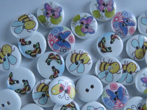 50 mixed print Bee and butterfly  white black 15mm buttons