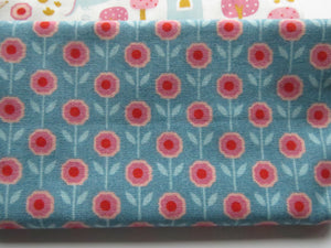 Fairytale Fabric Bundle of 5 Fat Quarters. Mixed prints- 100% cotton. 50 x 52cm per piece