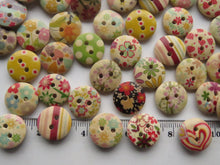Load image into Gallery viewer, 25 Mixed floral stripes spots gingham print buttons 15mm Brown back 2 holes