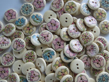 Load image into Gallery viewer, 25 Single flower mixed print cream 15mm buttons