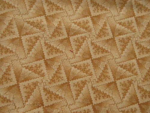 1/8th yard Approx. 56cm x 23cm Taupe triangle print