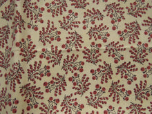 Load image into Gallery viewer, 1/8th yard Approx. 56cm x 23cm Pinkish berry sprigs on cream cotton
