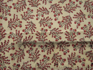 1/8th yard Approx. 56cm x 23cm Pinkish berry sprigs on cream cotton