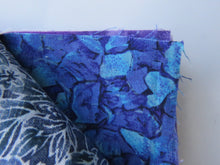 Load image into Gallery viewer, 25 100% cotton quilting patchwork squares 5 x 5 inches.