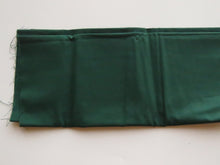 Load image into Gallery viewer, 30cm x 114cm Green 100% cotton fabric