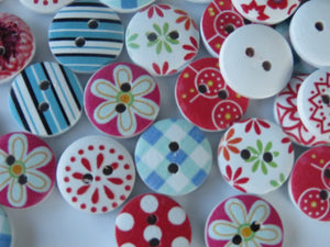 25 Red Pink Blue Mixed floral gingham buttons 15mm White back 2 holes