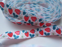 Load image into Gallery viewer, 2.85m Strawberry print Fold Over Elastic 15mm wide FOE Foldover