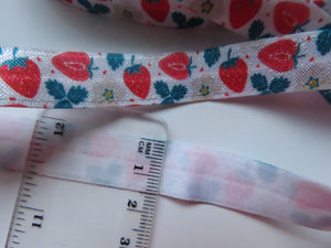 2.85m Strawberry print Fold Over Elastic 15mm wide FOE Foldover
