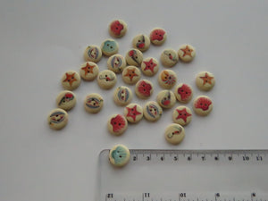 49 Shell, seahorse print 15mm wood look buttons 2 holes